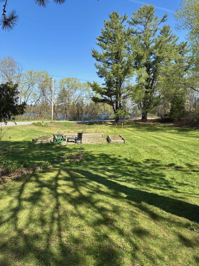 27 Pine St, Eustis, ME 04936 - surrounding community featuring a yard