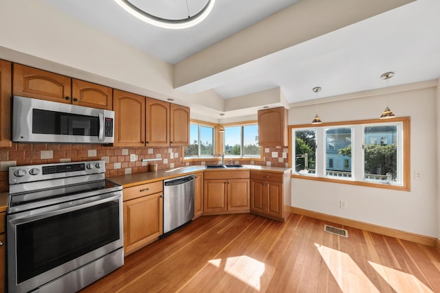 219 Talbot Ave, Rockland, ME 04841 - photo 15