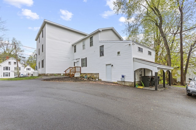 8 College Ave, Gorham, ME 04038 - view of property exterior
