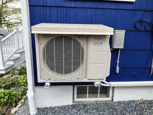 90 Whig St, Winterport, ME 04496 - exterior view of ac unit