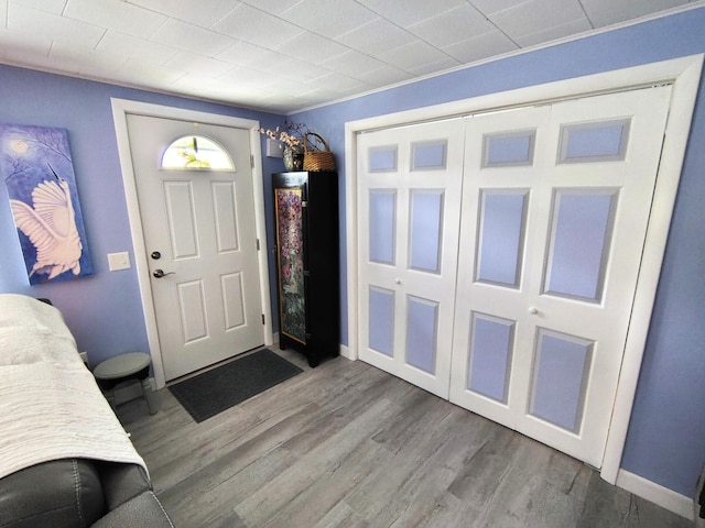 90 Whig St, Winterport, ME 04496 - foyer entrance with wood finished floors and baseboards