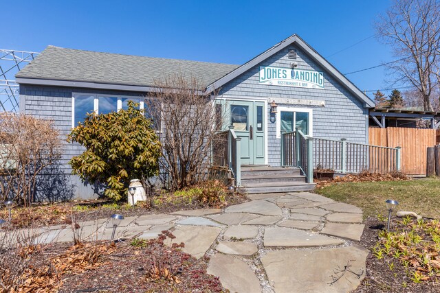 736 Seashore Ave, Portland, ME 04108 - photo 33