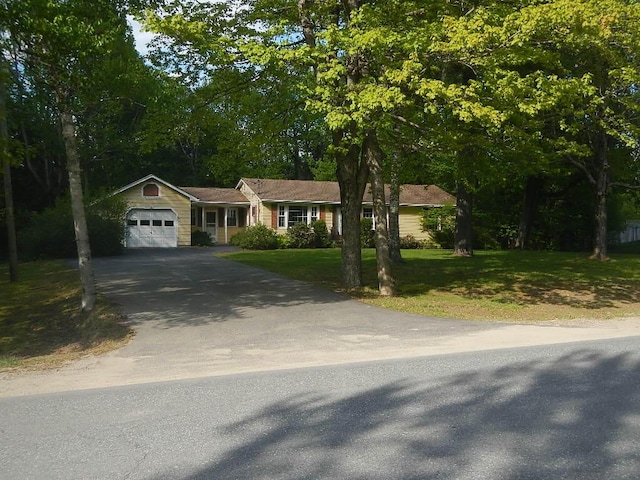112 Penobscot Valley Ave, Lincoln, ME 04457 - photo 2