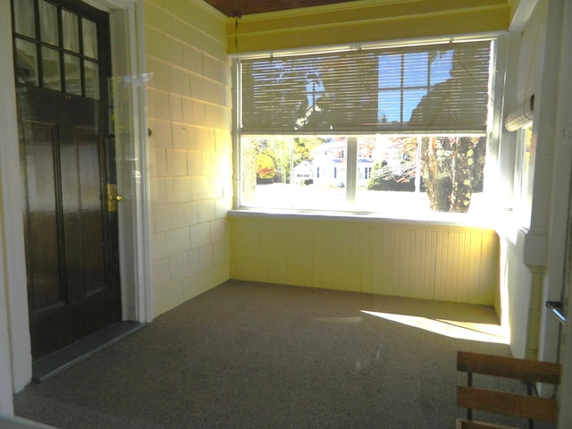 1 Prospect St, Sanford, ME 04083 - view of unfurnished sunroom