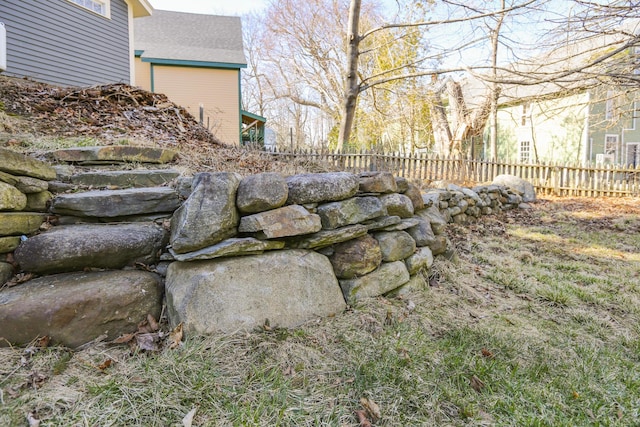 view of yard featuring fence