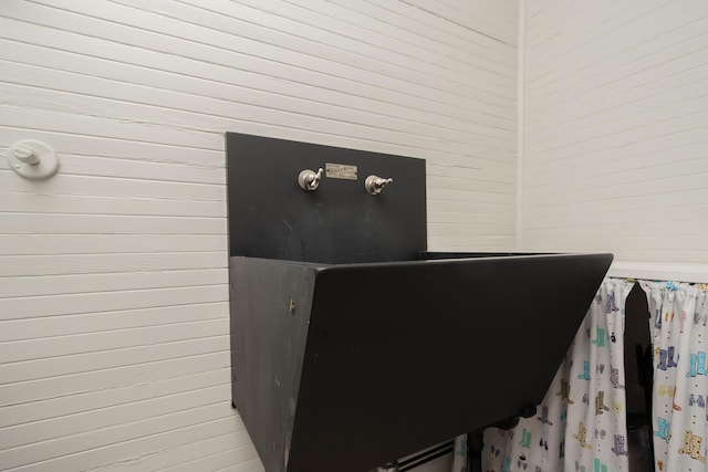 369 Ohio St, Bangor, ME 04401 - detailed view