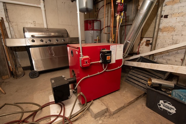 369 Ohio St, Bangor, ME 04401 - utility room featuring a heating unit