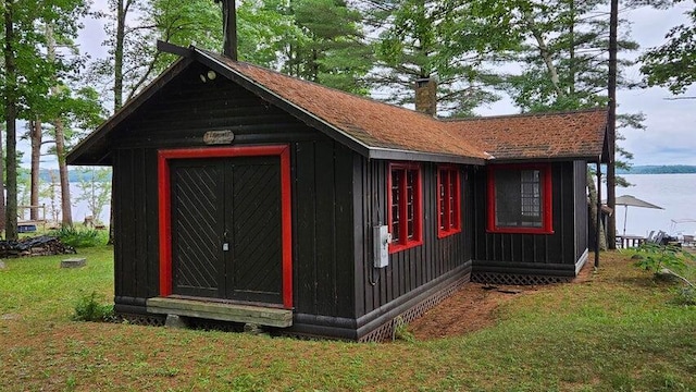 view of outdoor structure with an outdoor structure