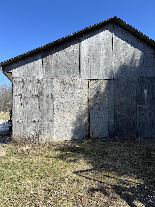 view of outbuilding featuring an outbuilding