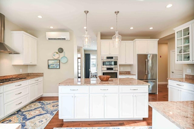 5 Josias Ln, Ogunquit, ME 03907