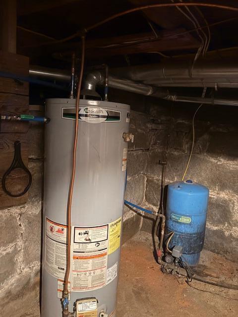 49 Pequawket Trl, Baldwin, ME 04024 - utilities featuring gas water heater