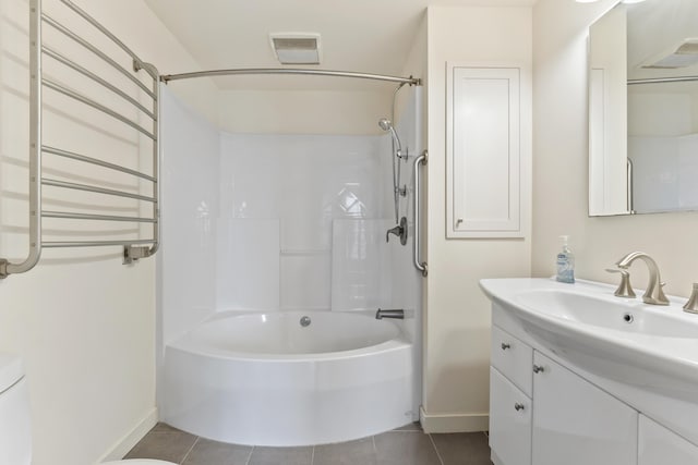 6 Merritt House Rd Unit 20, Harpswell, ME 04066 - full bath with baseboards, tile patterned floors, toilet, and bathtub / shower combination
