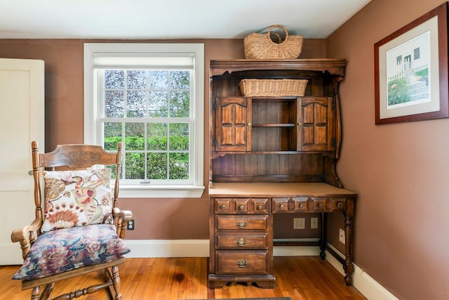 9 Phillips Rd, Falmouth, ME 04105 - office area with plenty of natural light and wood finished floors