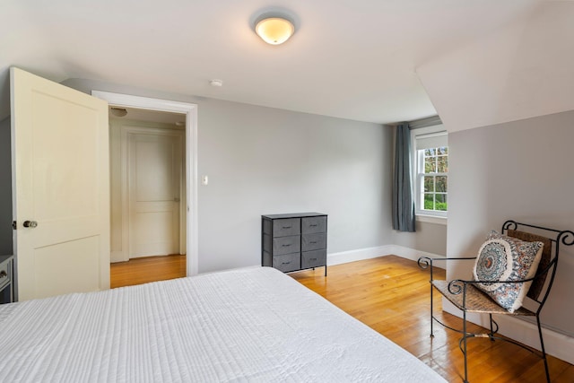 9 Phillips Rd, Falmouth, ME 04105 - bedroom featuring light wood-style flooring and baseboards