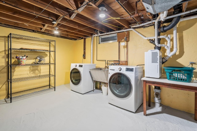 9 Phillips Rd, Falmouth, ME 04105 - laundry area with separate washer and dryer