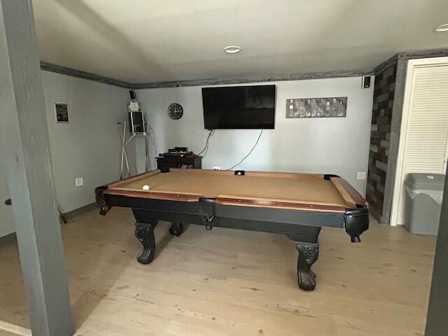 playroom featuring baseboards, billiards, and wood finished floors