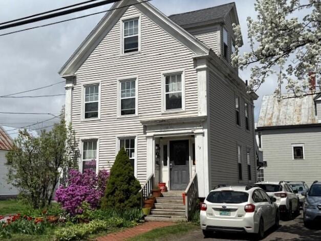 view of front of home featuring entry steps