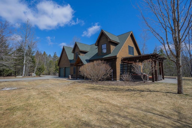 8 Sunset Ln, Kingfield, ME 04947 - view of side of property featuring a yard and a garage