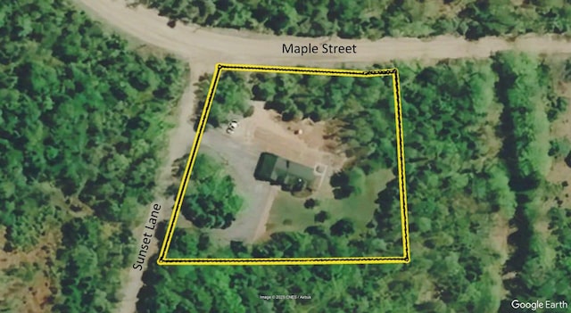 8 Sunset Ln, Kingfield, ME 04947 - map