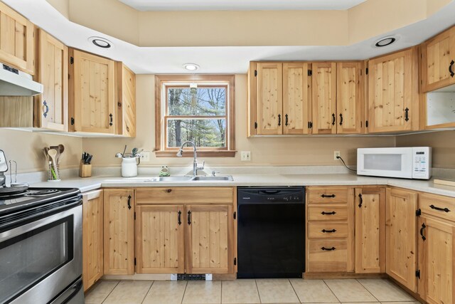 106 Frost Dr, Monmouth, ME 04259 - photo 12