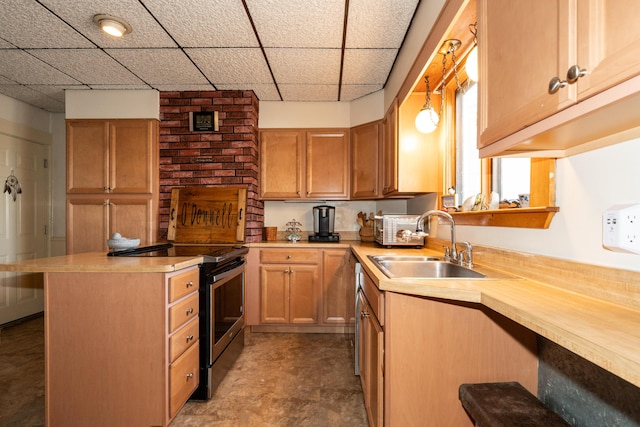546 Main St, Westbrook, ME 04092 - kitchen featuring electric stove, a drop ceiling, a sink, and a peninsula