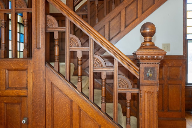 546 Main St, Westbrook, ME 04092 - view of stairway