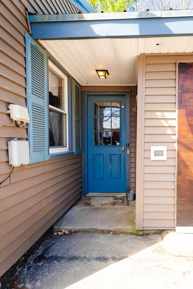44 Sunset Ave, Wilton, ME 04294 - view of property entrance