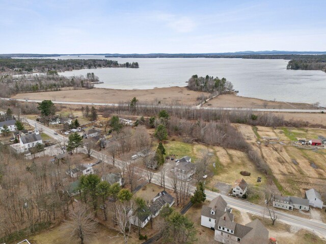 37 Main St, Raymond, ME 04071 - bird's eye view featuring a water view