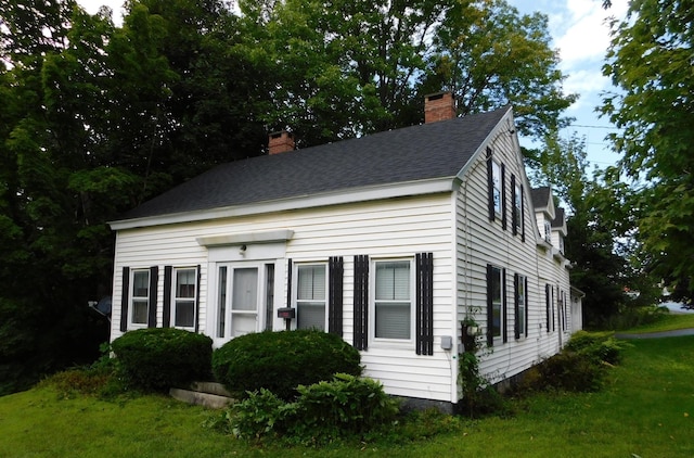 73 Spring St, Dexter, ME 04930