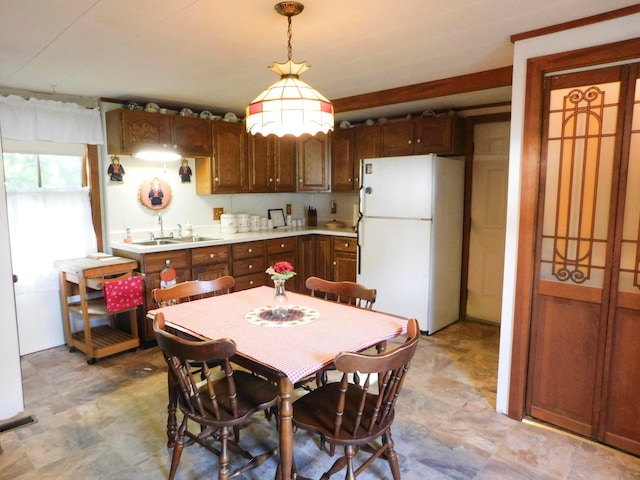 73 Spring St, Dexter, ME 04930
