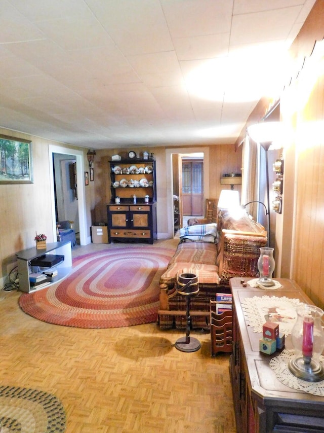 73 Spring St, Dexter, ME 04930