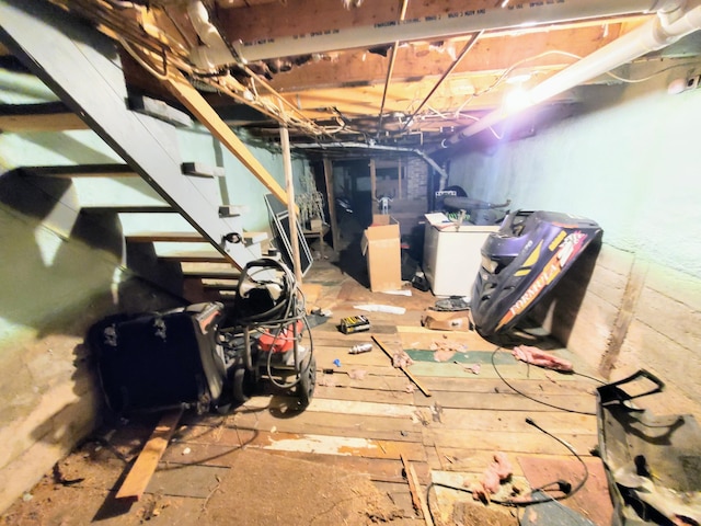 9 Locust St, Madison, ME 04950 - unfinished basement with washer / clothes dryer