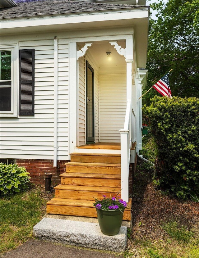 22 Mills Rd, Newcastle, ME 04553 - property entrance featuring roof with shingles