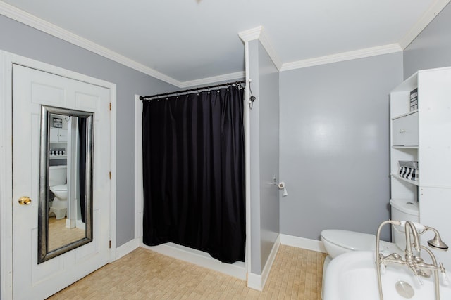 129 Bailey Hill Rd, New Sharon, ME 04955 - bathroom featuring a shower with curtain, baseboards, ornamental molding, and toilet