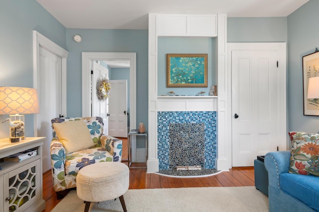 living room with wood-type flooring