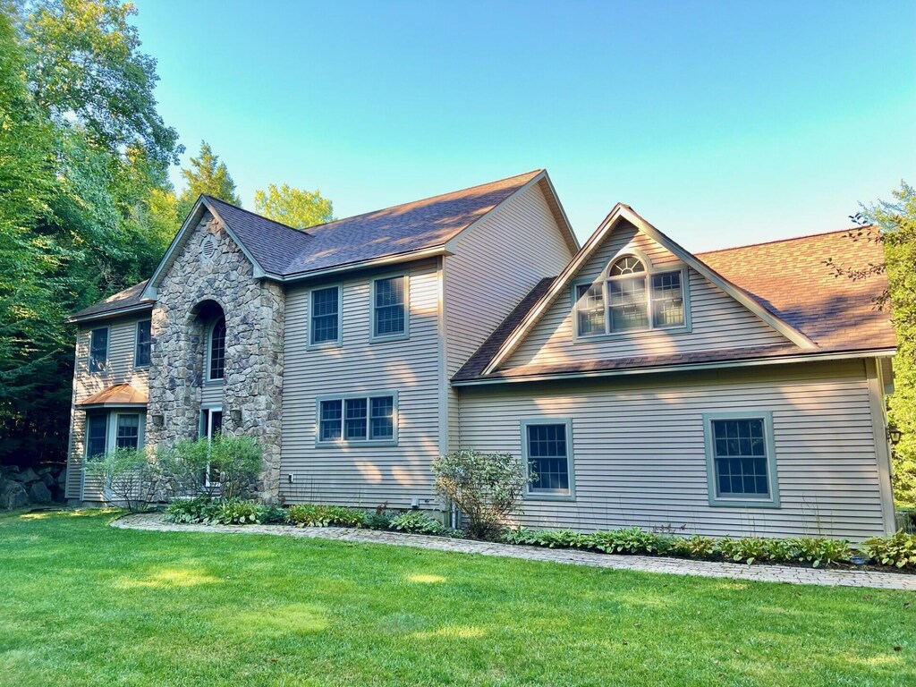 18 Wedgewood Dr, Oakland, ME 04963 - photo 1