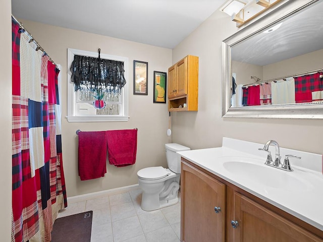 full bath with tile patterned flooring, vanity, baseboards, toilet, and a shower with shower curtain
