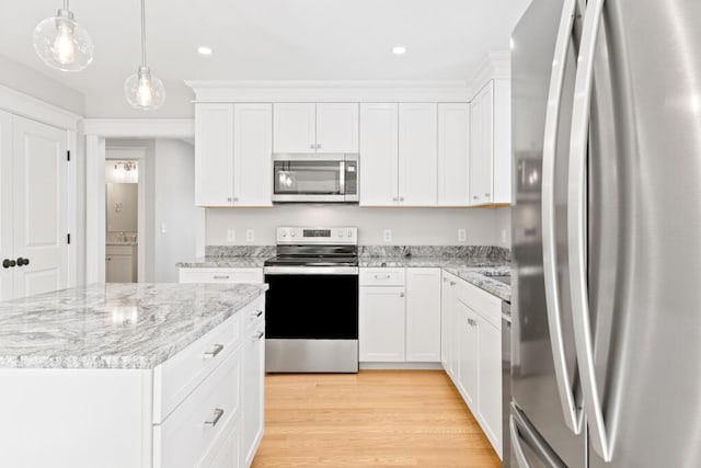 193 Stewart Dr Unit 0, Scarborough, ME 04074 - kitchen featuring recessed lighting, light wood-style floors, white cabinetry, and stainless steel appliances