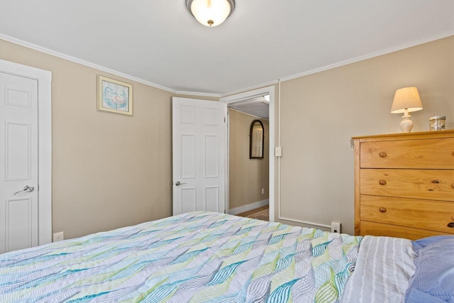 15 Longwood Ave, Old Orchard Beach, ME 04064 - bedroom featuring baseboards and crown molding