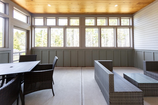 3 Bogue Chitto Ln Unit 1, Bar Harbor, ME 04609 - sunroom / solarium with plenty of natural light