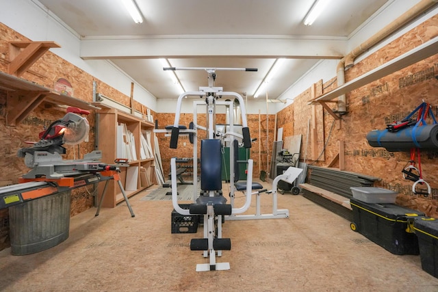 219 Middle Rd, Skowhegan, ME 04976 - exercise room featuring a garage