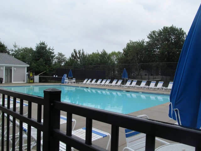454 Post Rd Unit 456, Wells, ME 04090 - community pool with fence