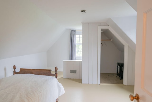 228 Atlantic Ave, Boothbay Harbor, ME 04538 - bedroom featuring vaulted ceiling and a walk in closet