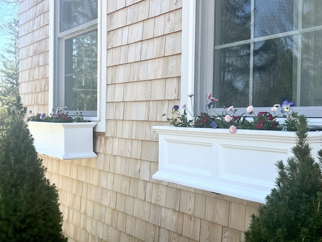 view of exterior details