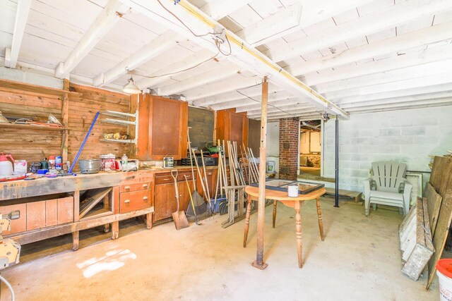 34 Harbor Rd, Friendship, ME 04547 - unfinished below grade area featuring a workshop area