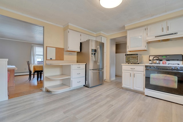 99 Ocean Park Rd, Saco, ME 04072 - kitchen featuring under cabinet range hood, stainless steel fridge with ice dispenser, light wood-style floors, crown molding, and gas range gas stove