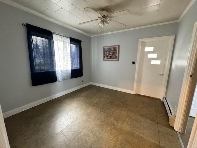 unfurnished room featuring plenty of natural light, baseboards, ornamental molding, and ceiling fan