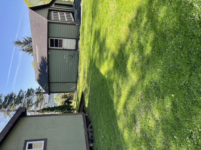 30 Munroe St, Bangor, ME 04401 - view of yard
