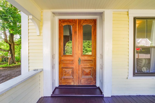 view of exterior entry