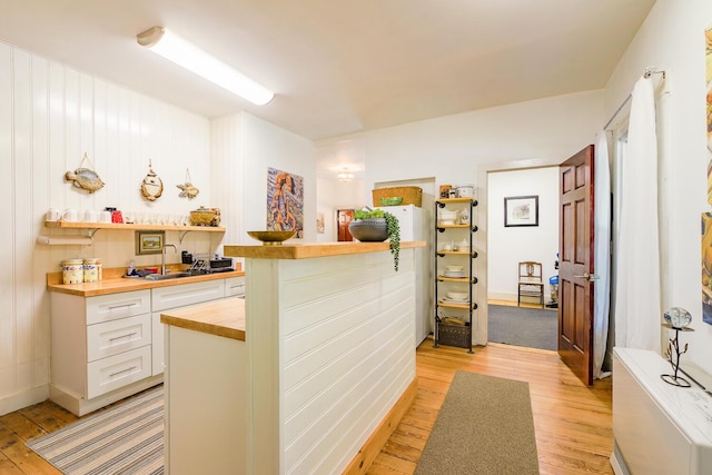 reception area with a sink